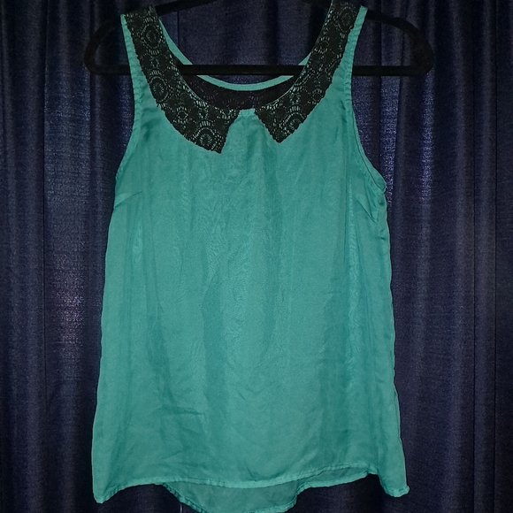 Blouse bundle - Picture 4 of 7